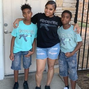 Meet your Posher, Sharonda